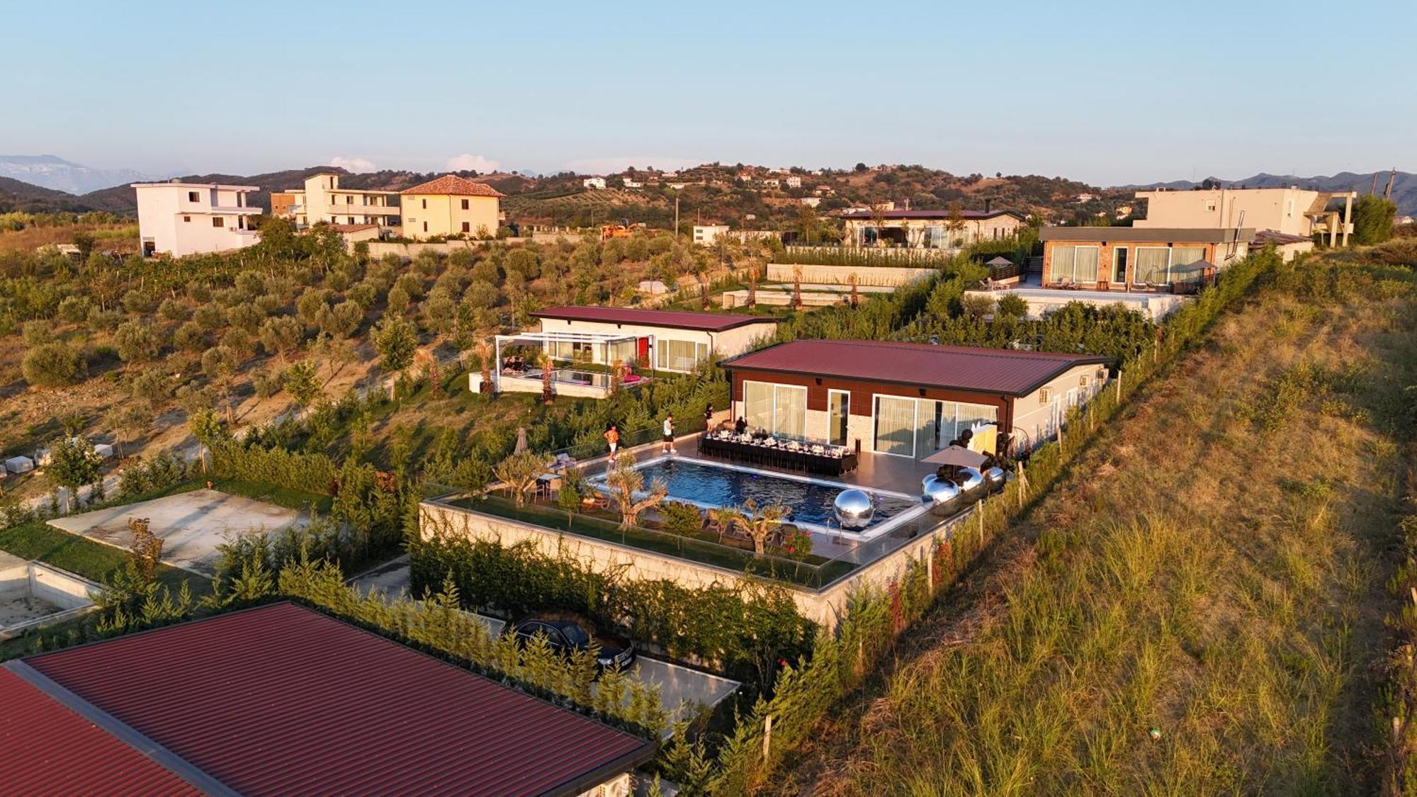 Top Villas Durres Exterior photo