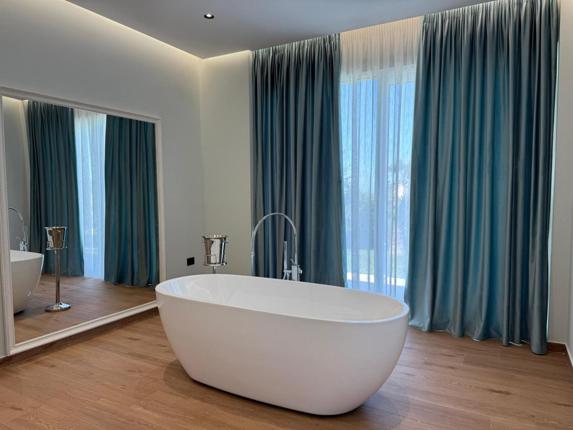 Top Villas Durres Exterior photo